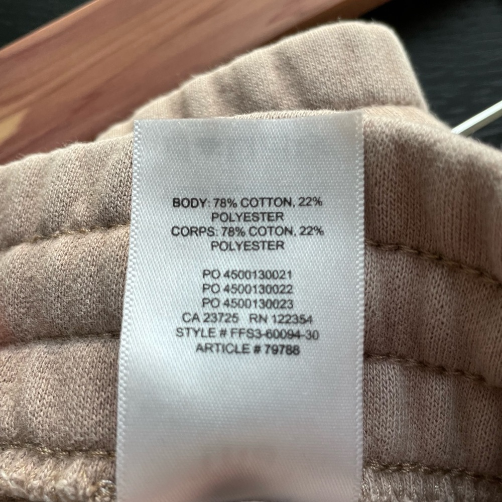 TNA Aritzia cozyaf Perfect Sweatpant in gd Dusty Mauve - Picture 5 of 5